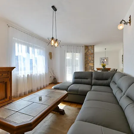 Kapetan Apartman *