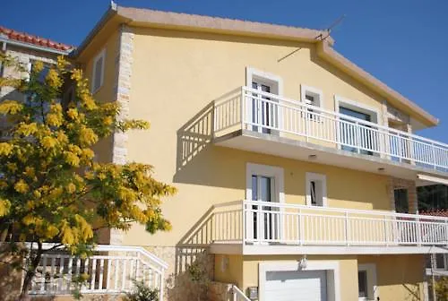 Appartement Kapetan *